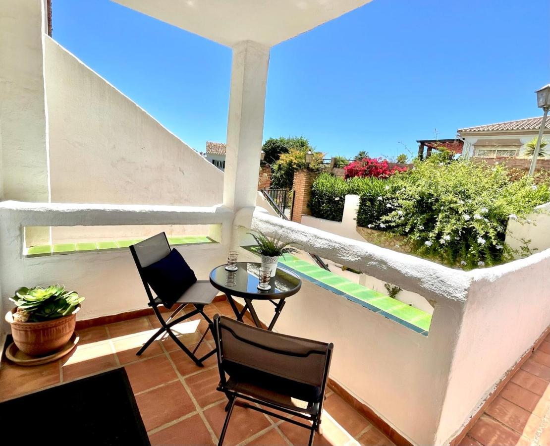 Sitio de Calahonda Riviera By The Beach 2 Bedroom Apartment מראה חיצוני תמונה