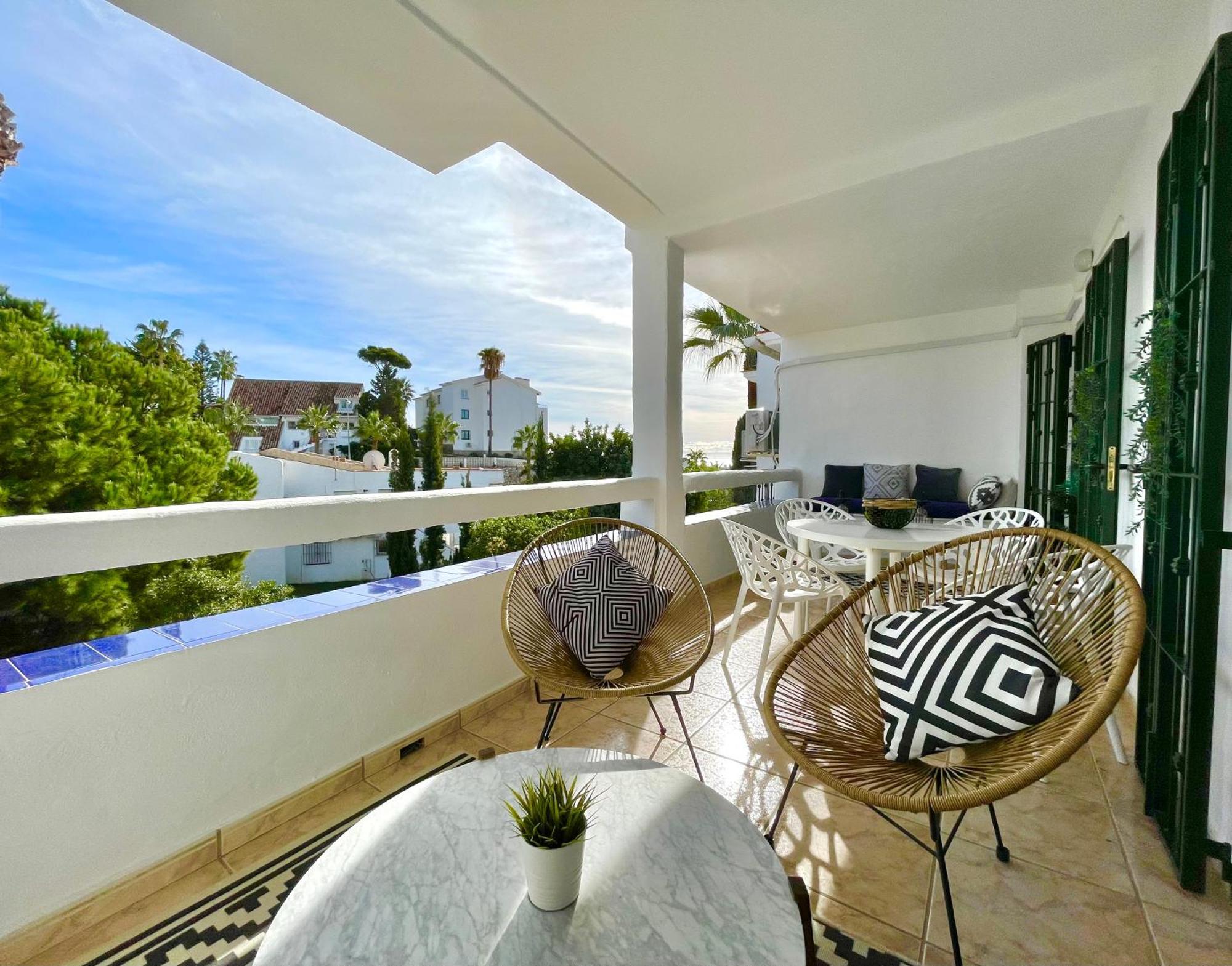 Sitio de Calahonda Riviera By The Beach 2 Bedroom Apartment מראה חיצוני תמונה