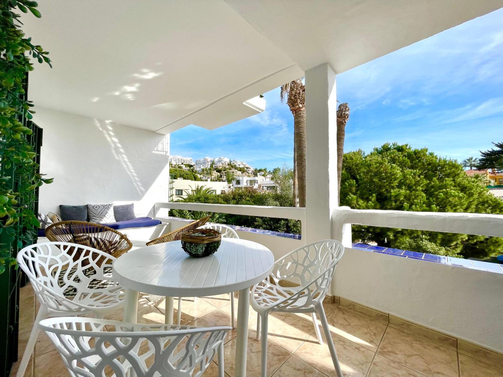 Sitio de Calahonda Riviera By The Beach 2 Bedroom Apartment מראה חיצוני תמונה